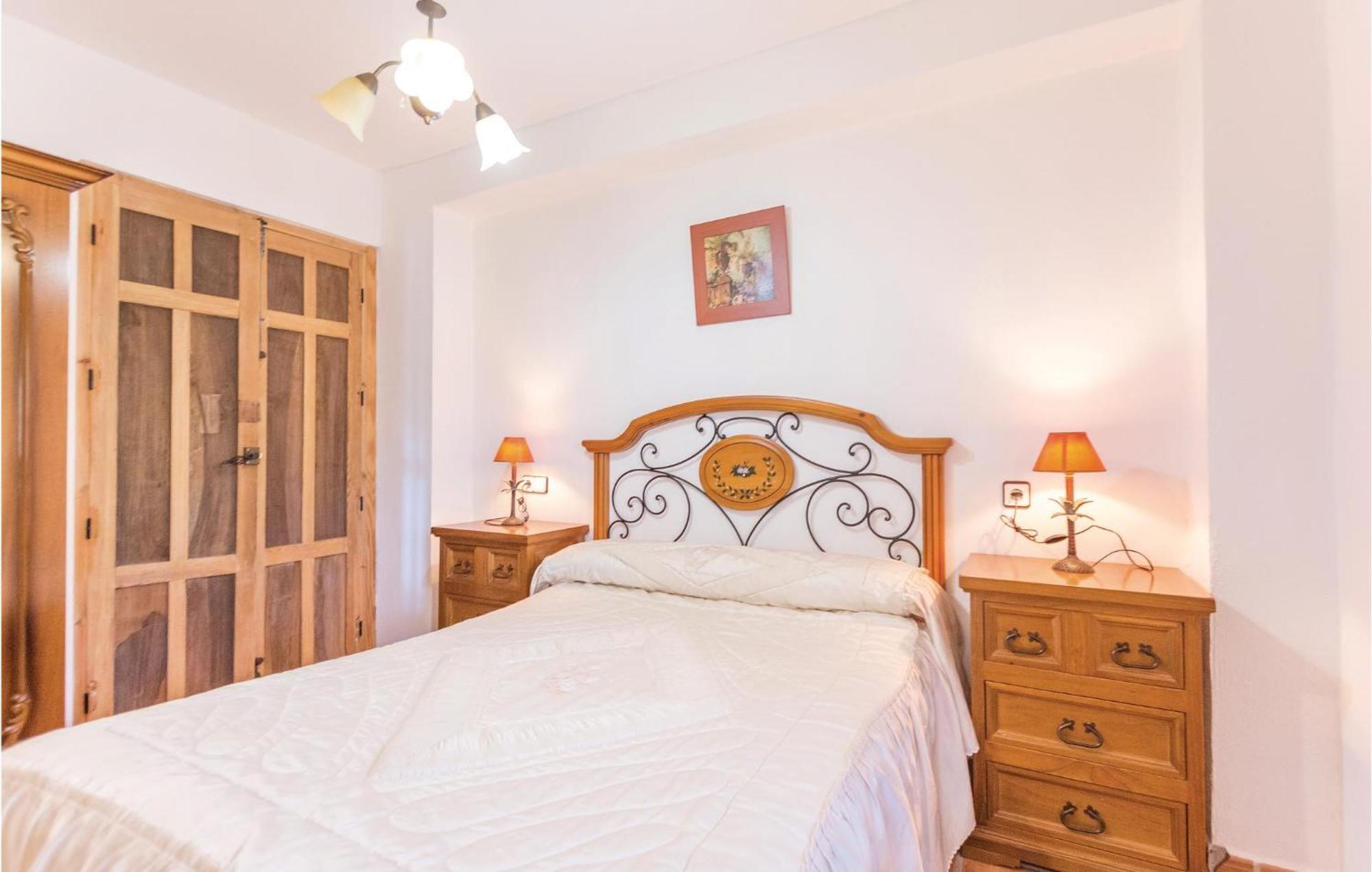 8 Bedroom Lovely Home In Iznájar מראה חיצוני תמונה